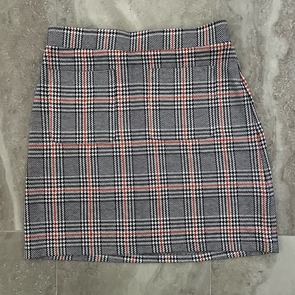ModCloth Houndstooth Plaid Mini Skirt